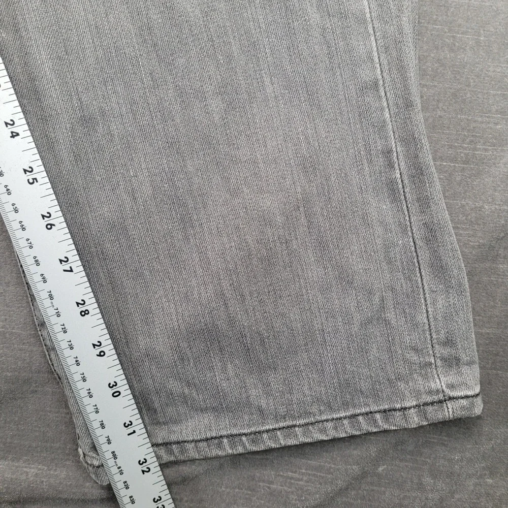 Levi's 501 Vintages 90s Straight Fit Gray Jeans Mens Actual Size 38x32‎